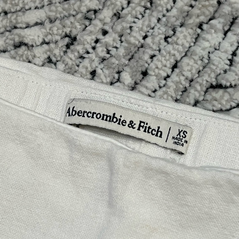 Abercrombie & Fitch Scarlett Linen-Blend Mini Skort - Picture 4 of 5
